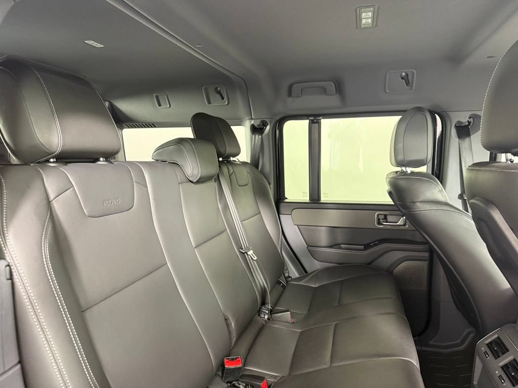 Used 2025 INEOS Grenadier Station Wagon AWD/4WD image 18