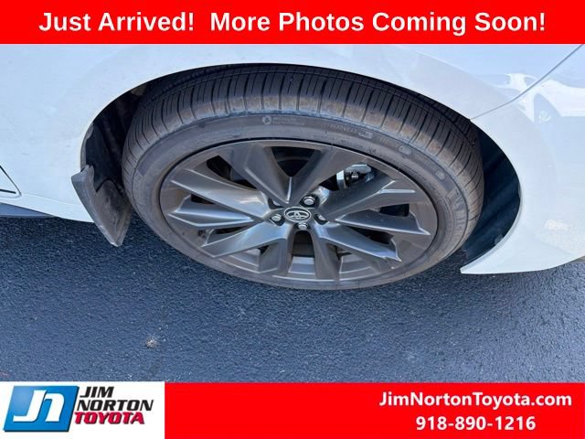 Used 2026 Toyota Corolla SE FWD image 9