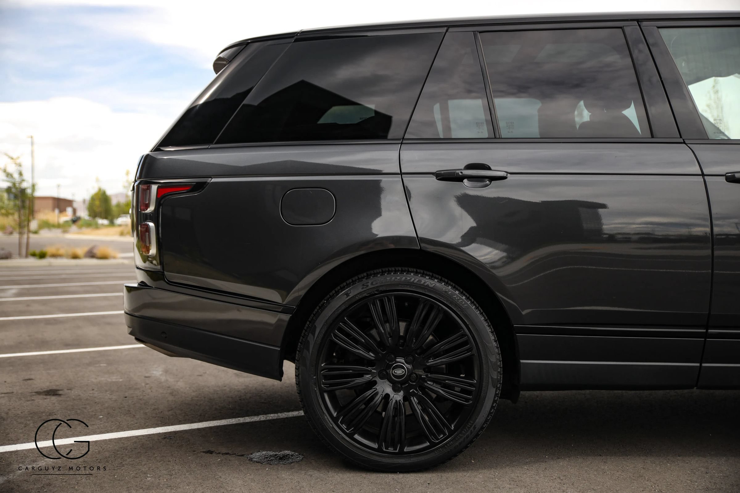 Used 2022 Land Rover Range Rover P525 Westminster Edition AWD/4WD image 14