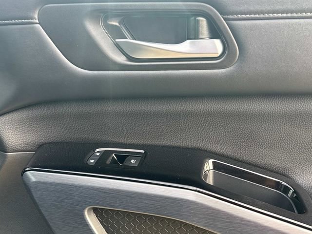 Used 2025 Nissan Pathfinder SL image 20