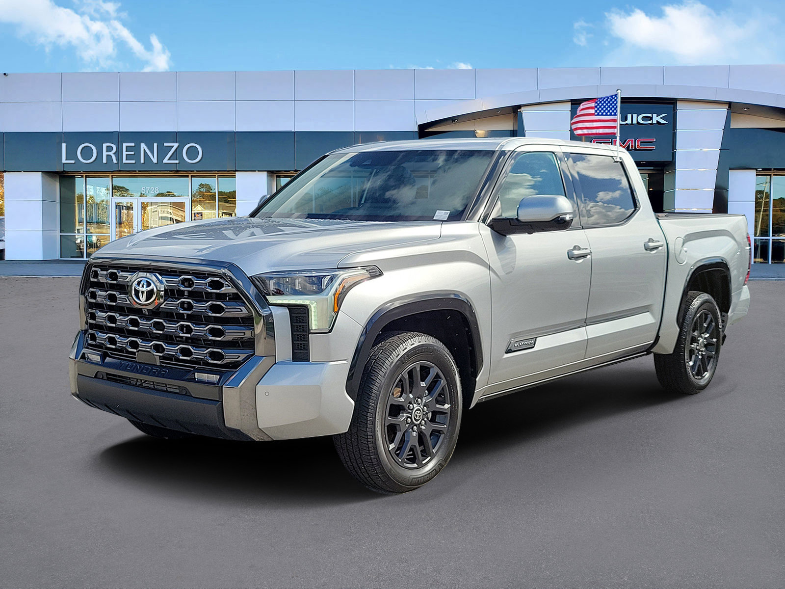 Used 2023 Toyota Tundra Platinum AWD/4WD image 1