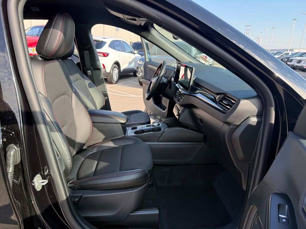 New 2026 Ford Escape ST-Line w/ Tech Pack #1 FWD image 15