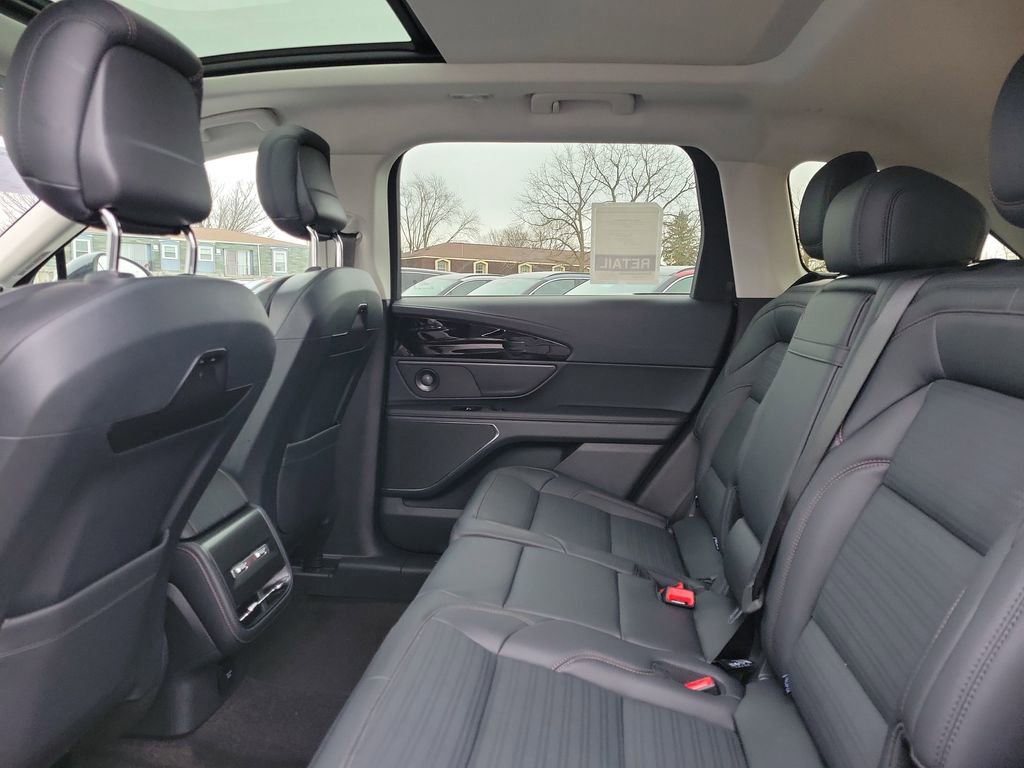 New 2026 Lincoln Nautilus Reserve image 13