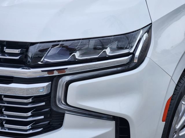 Used 2024 Chevrolet Suburban Premier w/ Premium Package RWD image 9