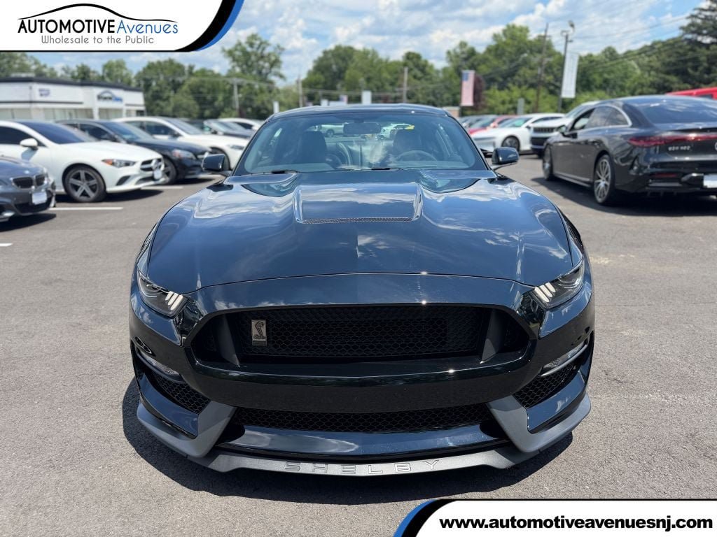 Used 2017 Ford Mustang Shelby GT350 RWD image 1