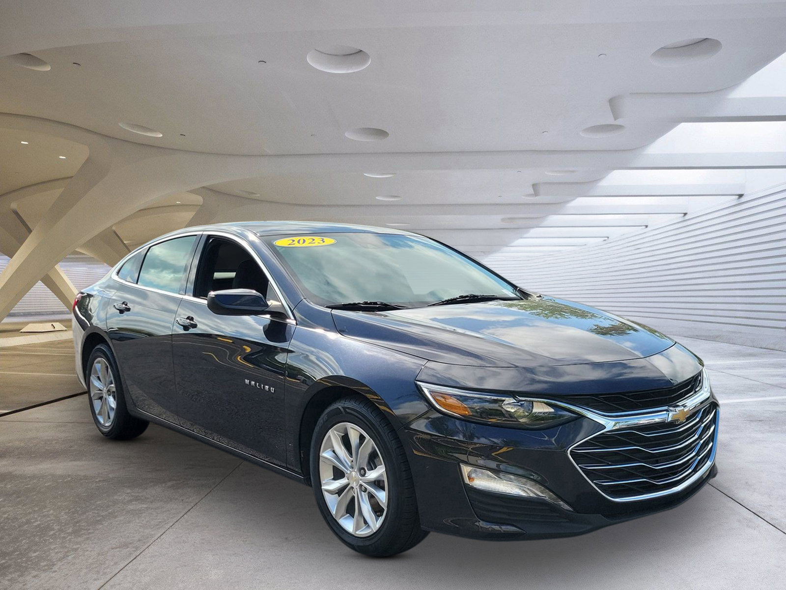 Used 2023 Chevrolet Malibu LT FWD video 1