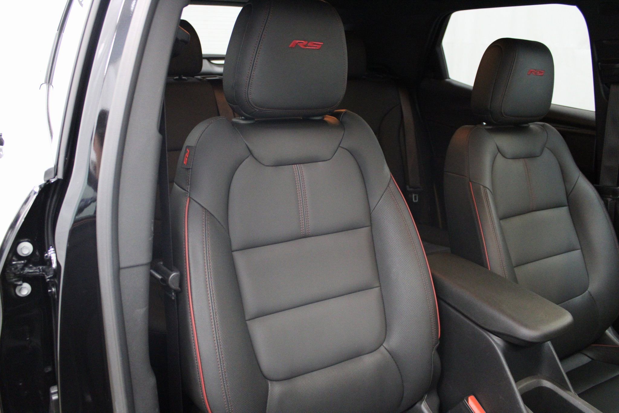 Used 2024 Chevrolet TrailBlazer RS image 30