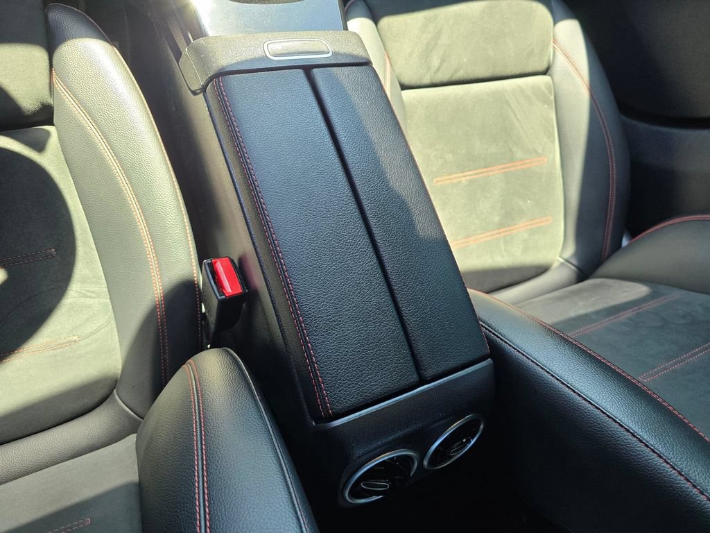 Used 2022 Mercedes-Benz A 220 4MATIC image 26