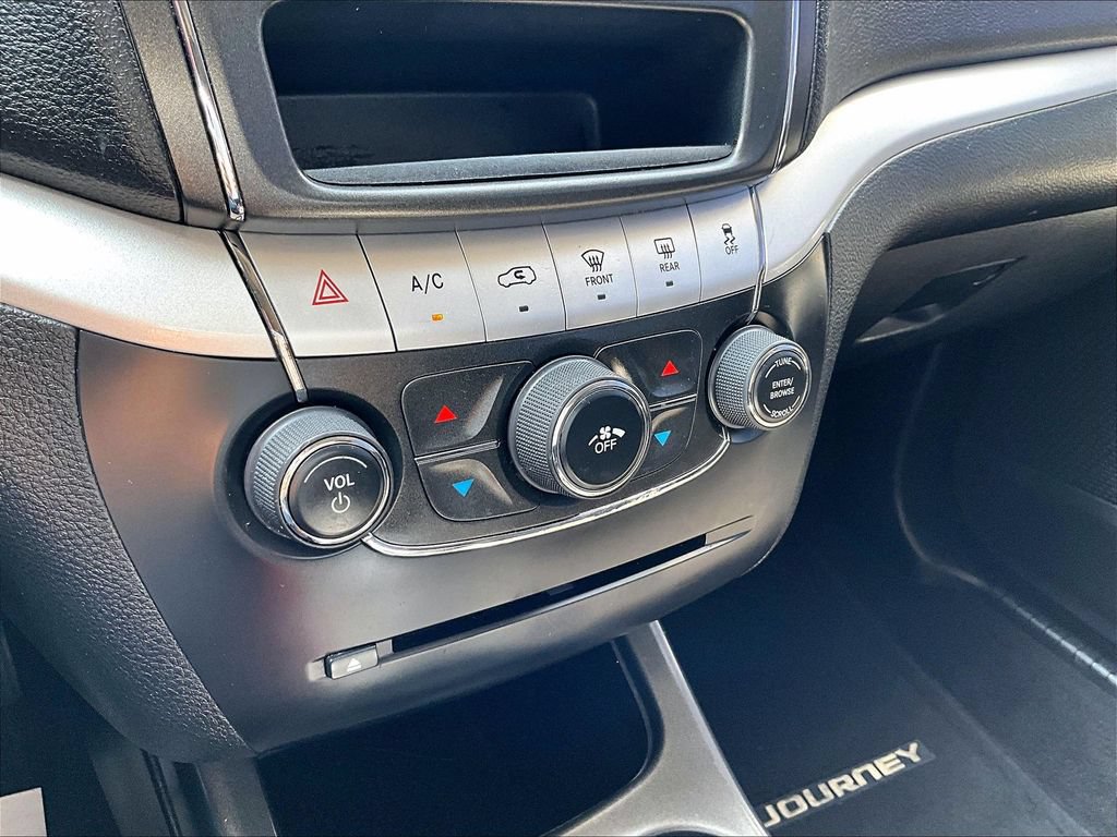 Used 2013 Dodge Journey American Value Package w/ Flexible Seating Group FWD image 33