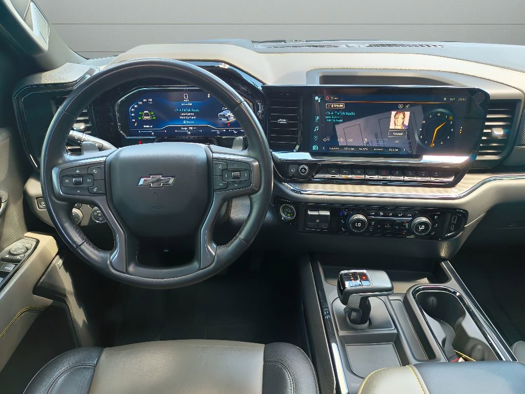 Used 2023 Chevrolet Silverado 1500 ZR2 w/ Technology Package image 34