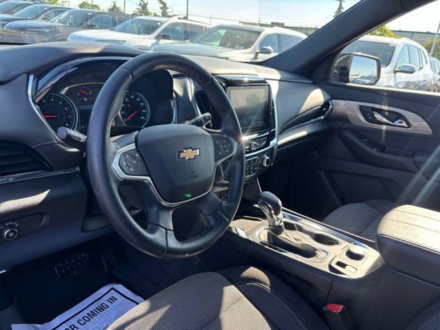 Used 2023 Chevrolet Traverse LT FWD image 15