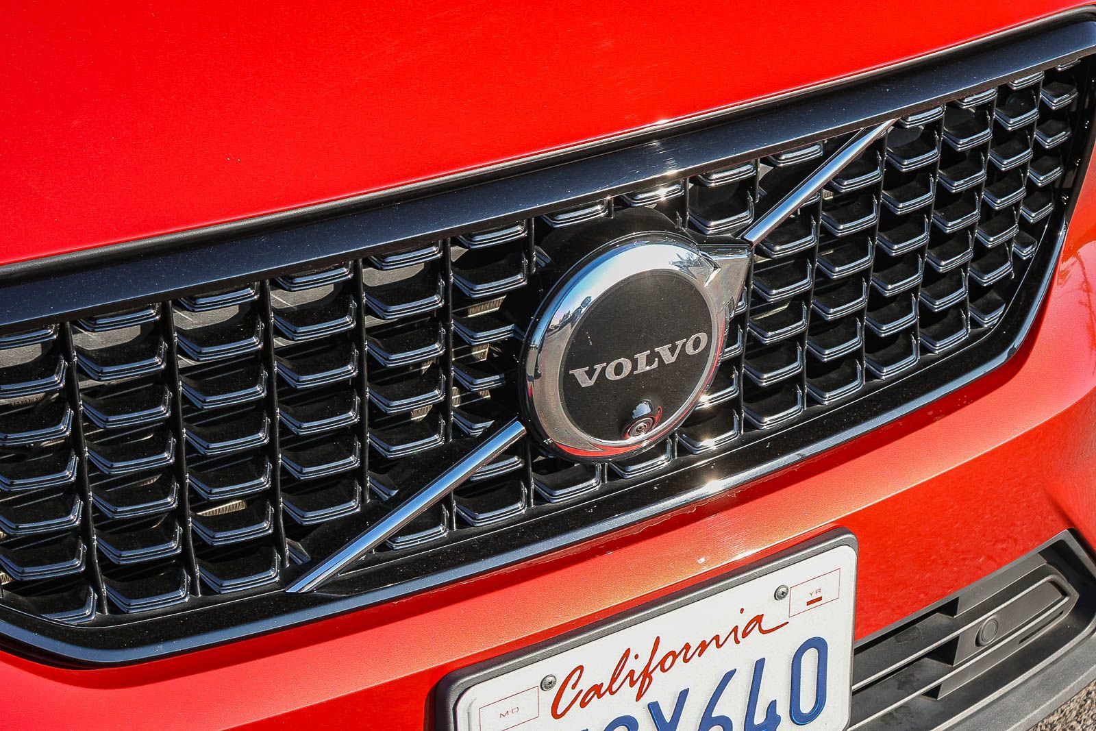 Used 2023 Volvo XC40 B5 Ultimate w/ Protection Package Premier image 17