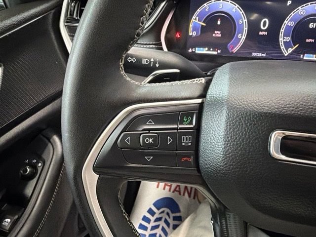 Used 2025 Jeep Grand Cherokee L Altitude AWD/4WD image 30
