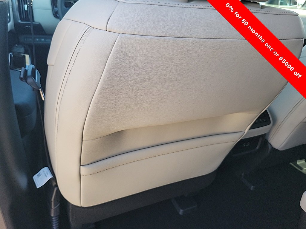 New 2025 Nissan Pathfinder SL w/ SL Premium Package image 37