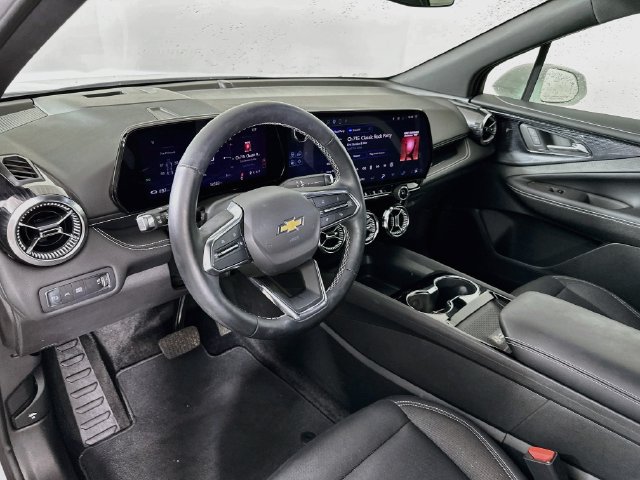 Used 2024 Chevrolet Blazer EV LT AWD/4WD image 15