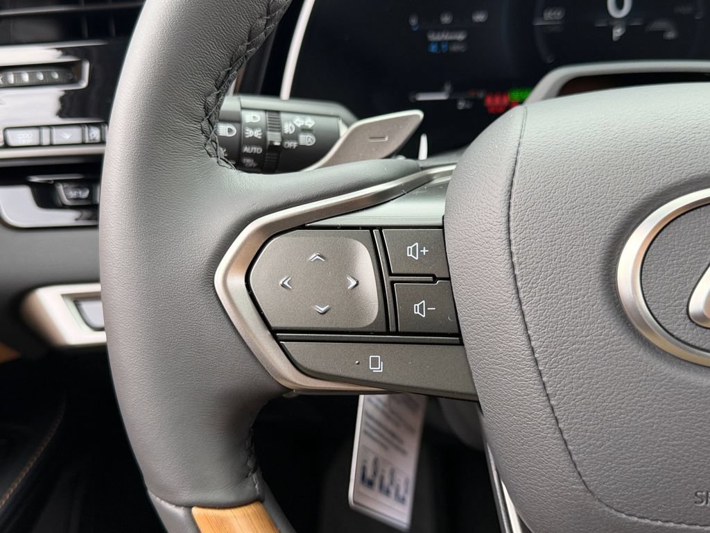 New 2026 Lexus RX 350 w/ Convenience Package AWD/4WD image 16