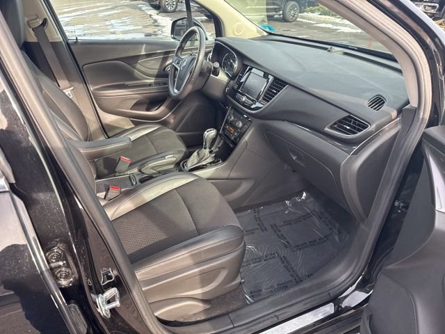 Used 2022 Buick Encore Preferred w/ Safety Package II image 12