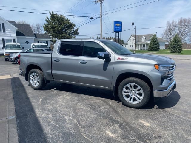 Used 2024 Chevrolet Silverado 1500 LTZ w/ LTZ Premium Package AWD/4WD image 5