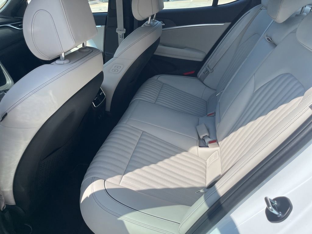 New 2026 Genesis G70 3.3T Sport Prestige image 19