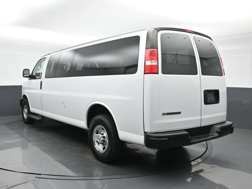 Used 2023 Chevrolet Express 3500 LS RWD image 5