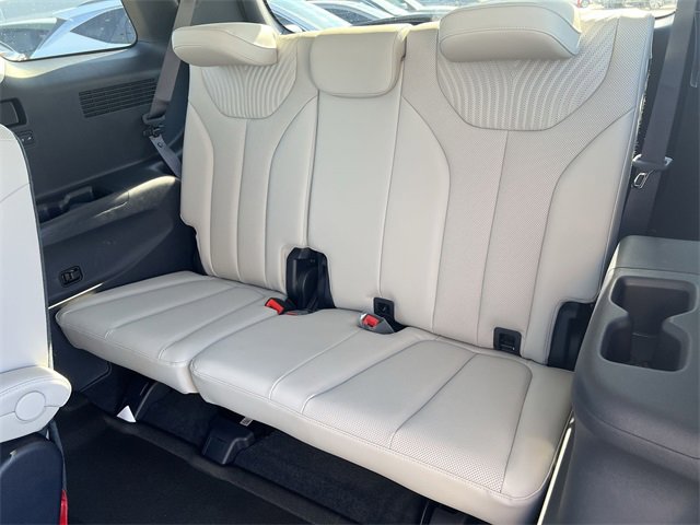 Used 2025 Hyundai Palisade Calligraphy image 36