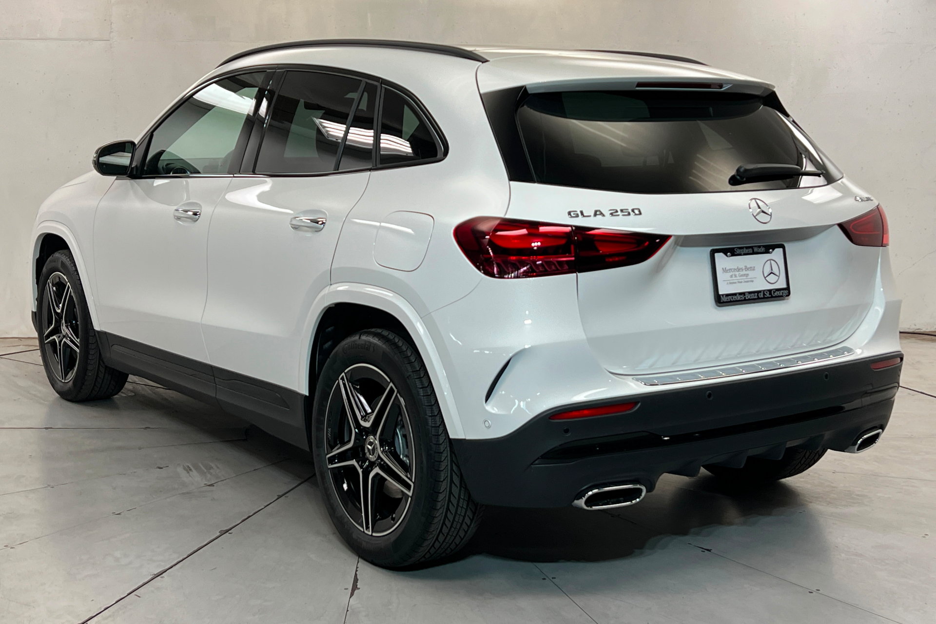 New 2026 Mercedes-Benz GLA 250 4MATIC image 3