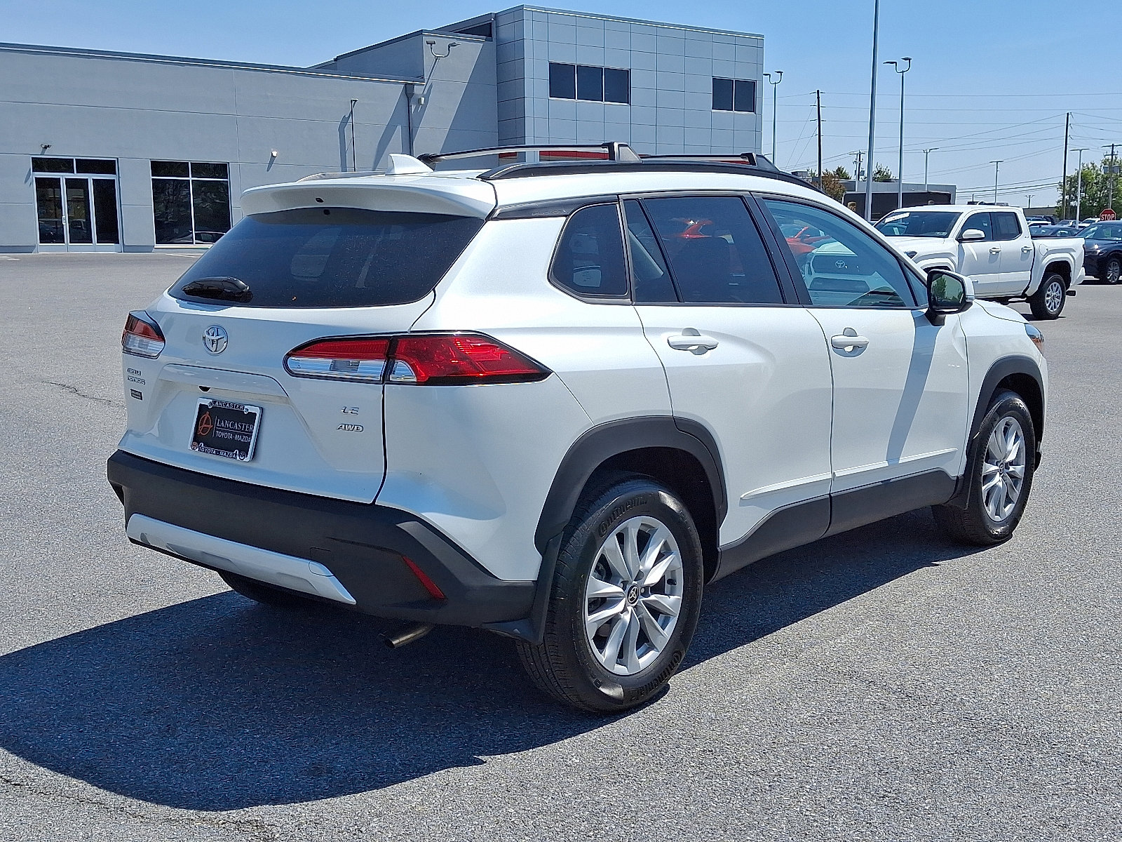 Certified 2023 Toyota Corolla Cross LE AWD/4WD image 7