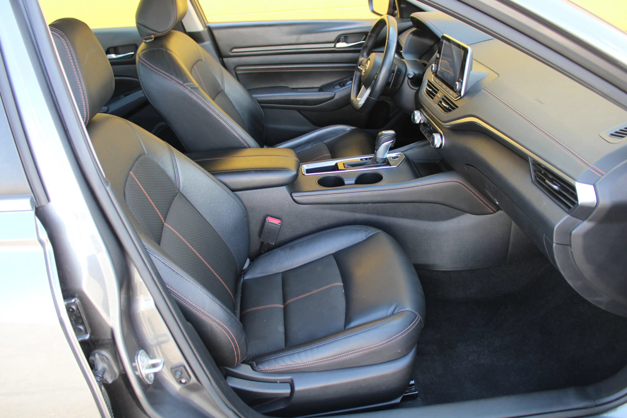Used 2021 Nissan Altima 2.5 SR FWD image 10
