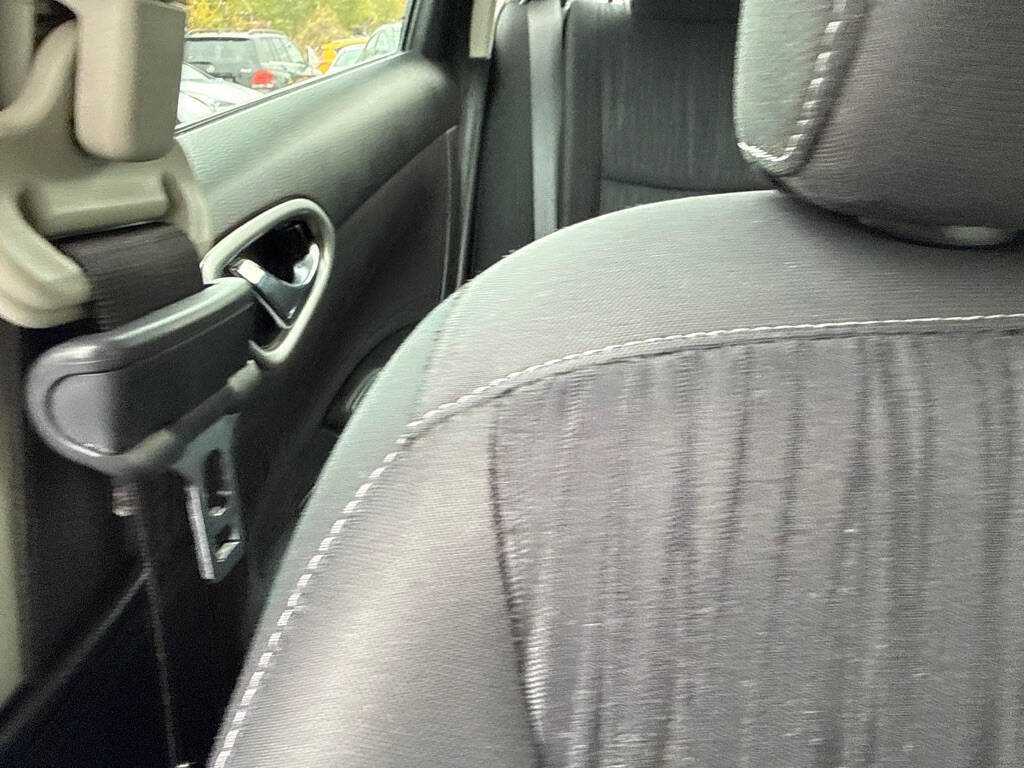 Used 2019 Nissan Sentra SV image 30