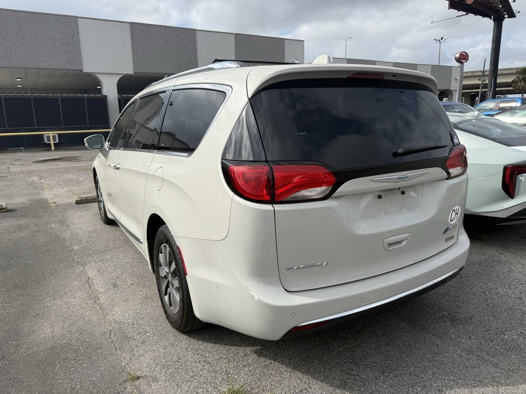 Used 2020 Chrysler Pacifica Limited w/ Advanced Safetytec Group image 4