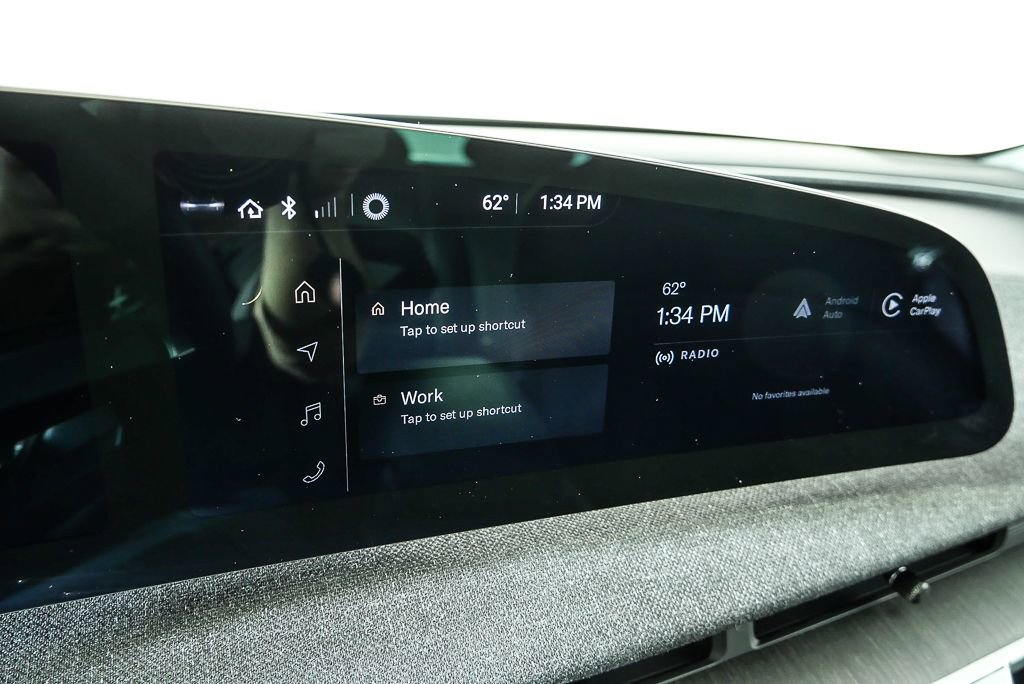 Used 2025 Lucid Air Pure image 13