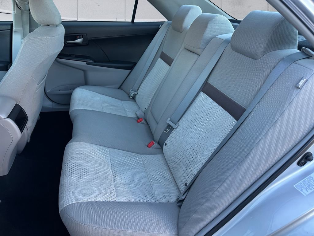 Used 2012 Toyota Camry LE image 18