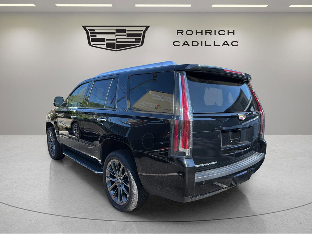 Used 2020 Cadillac Escalade Luxury w/ Escalade Sport Edition AWD/4WD image 2