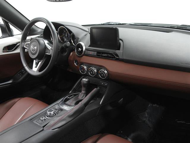 Used 2019 MAZDA MX-5 Miata RF Grand Touring image 17