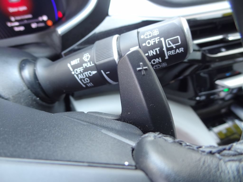 Used 2024 Acura MDX w/ Technology Package FWD image 25