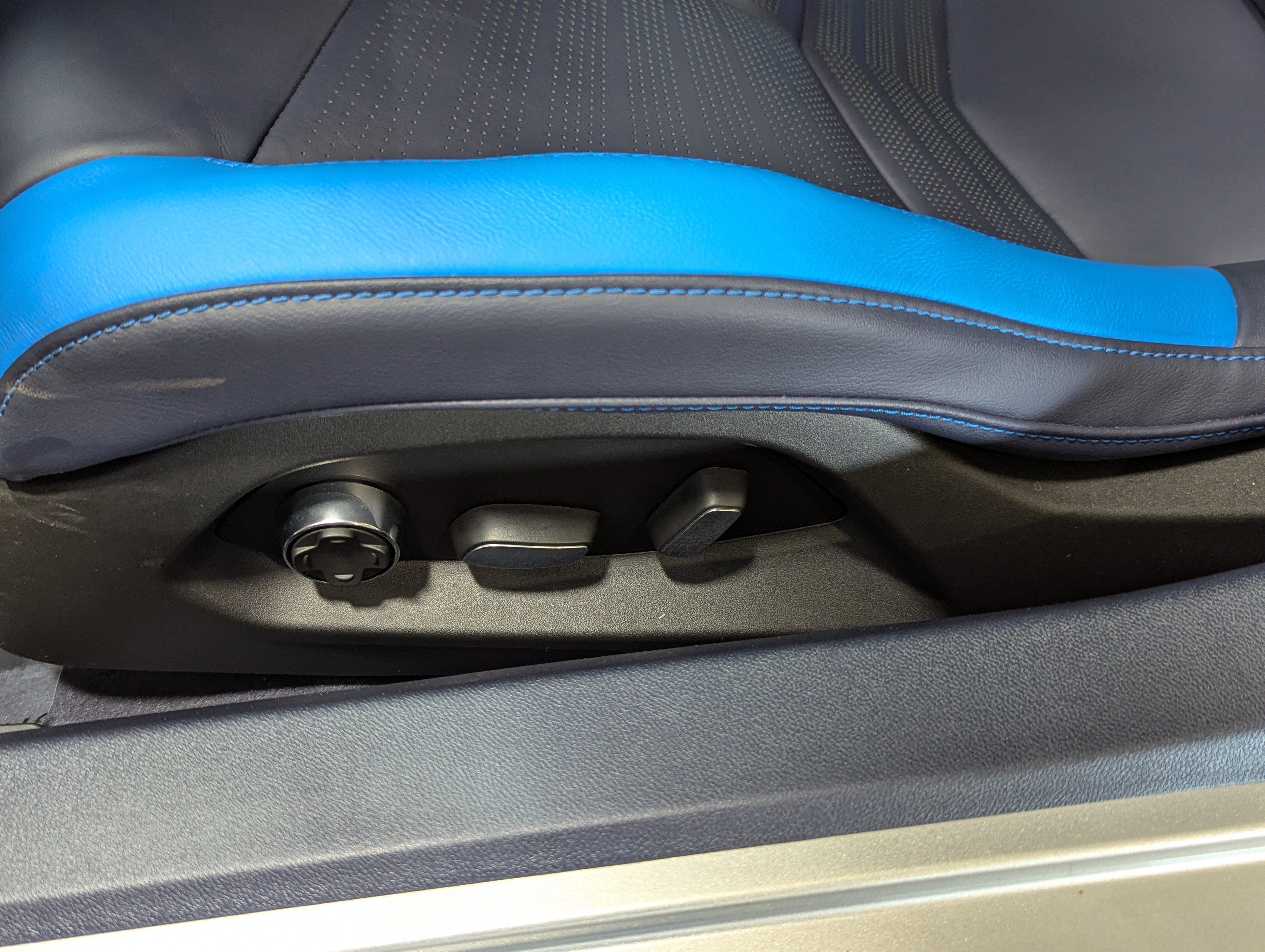 Used 2024 Chevrolet Corvette E-Ray w/ ZER Performance Package image 26