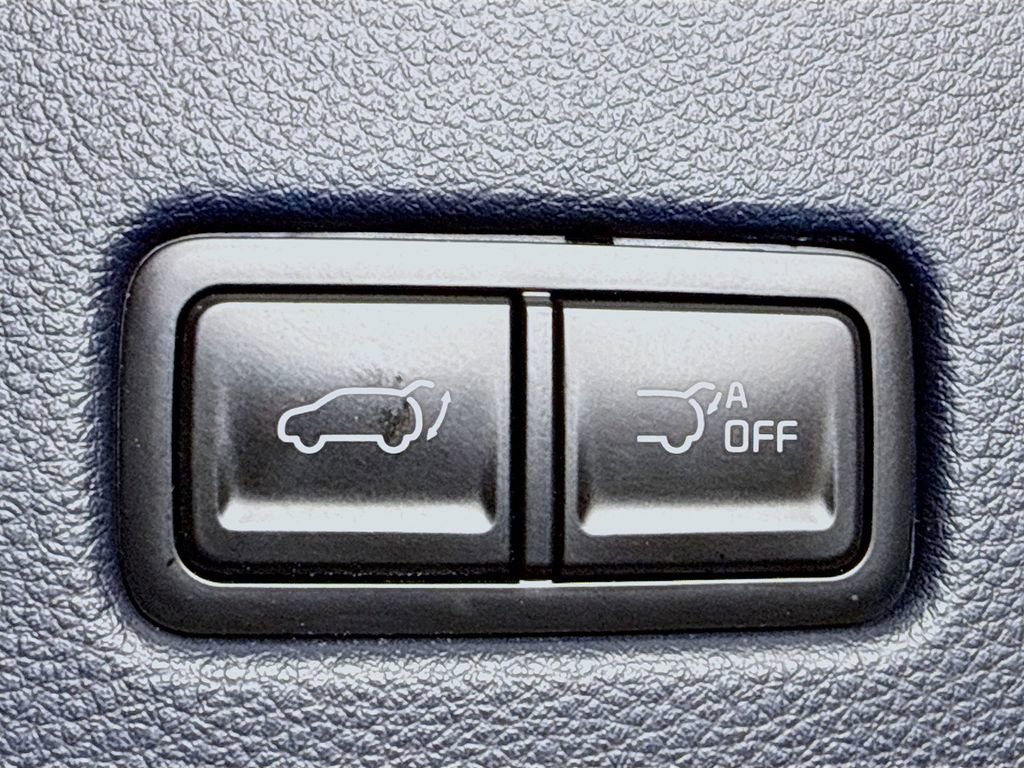 Used 2026 Kia Carnival SX Prestige FWD image 31