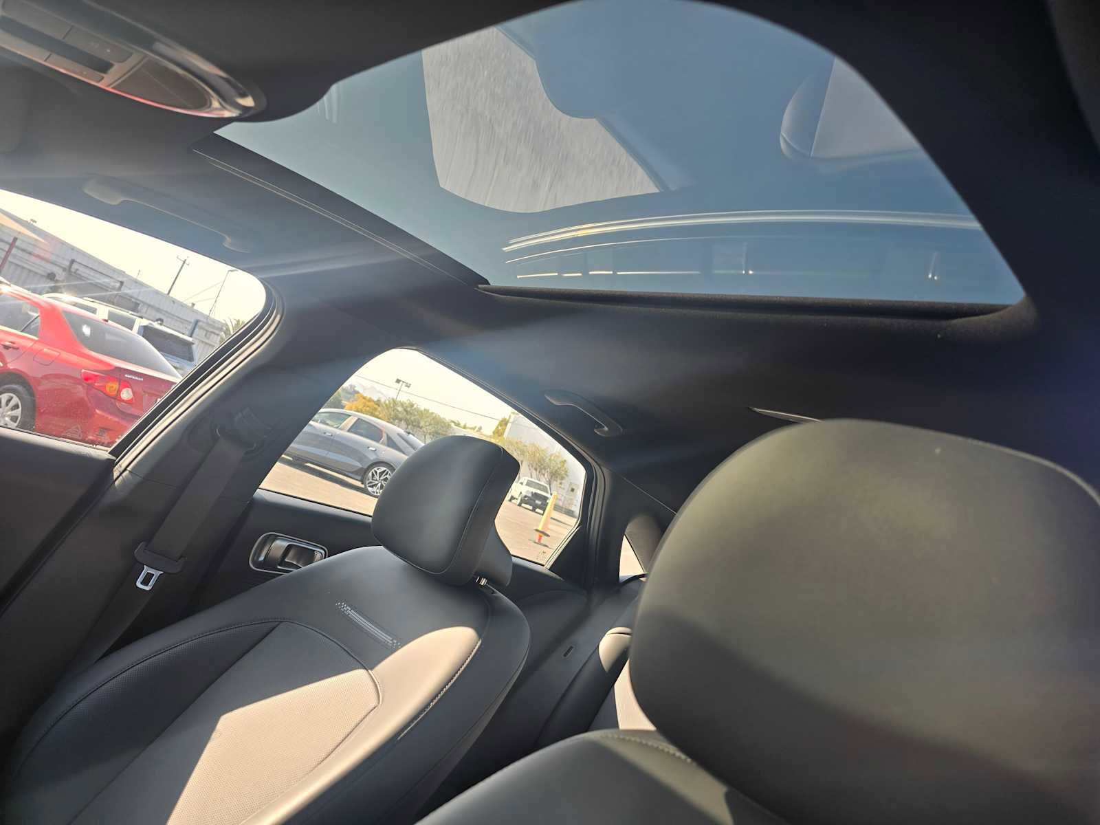 Used 2024 Hyundai Ioniq 6 Limited image 25