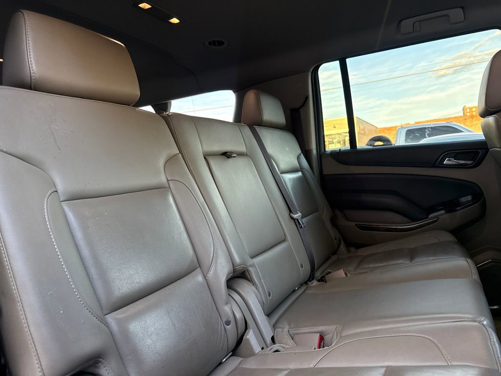 Used 2019 Chevrolet Suburban LT image 20