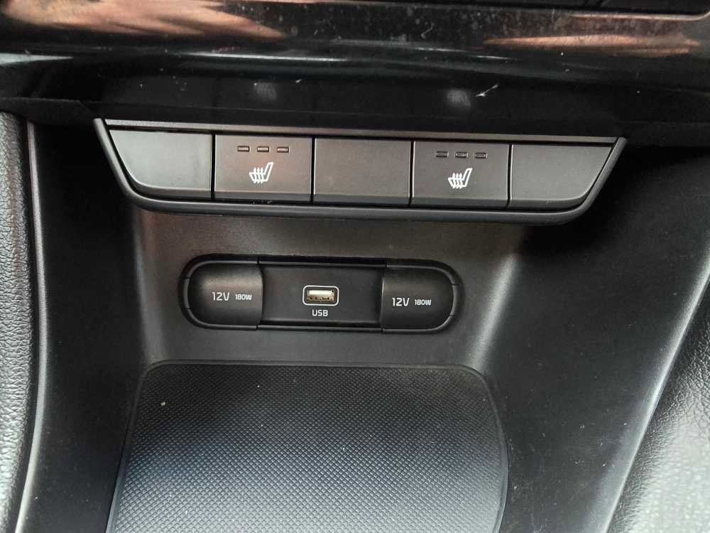Used 2021 Kia Sportage EX image 17