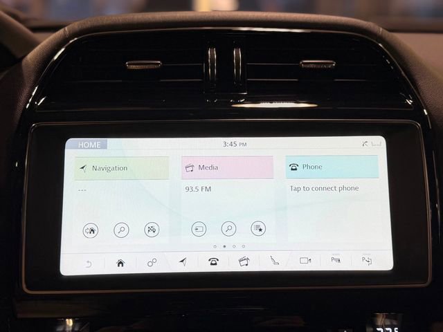 Used 2018 Jaguar F-PACE S image 27