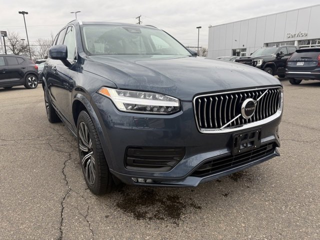 Used 2023 Volvo XC90 B6 Core w/ Climate Package image 3