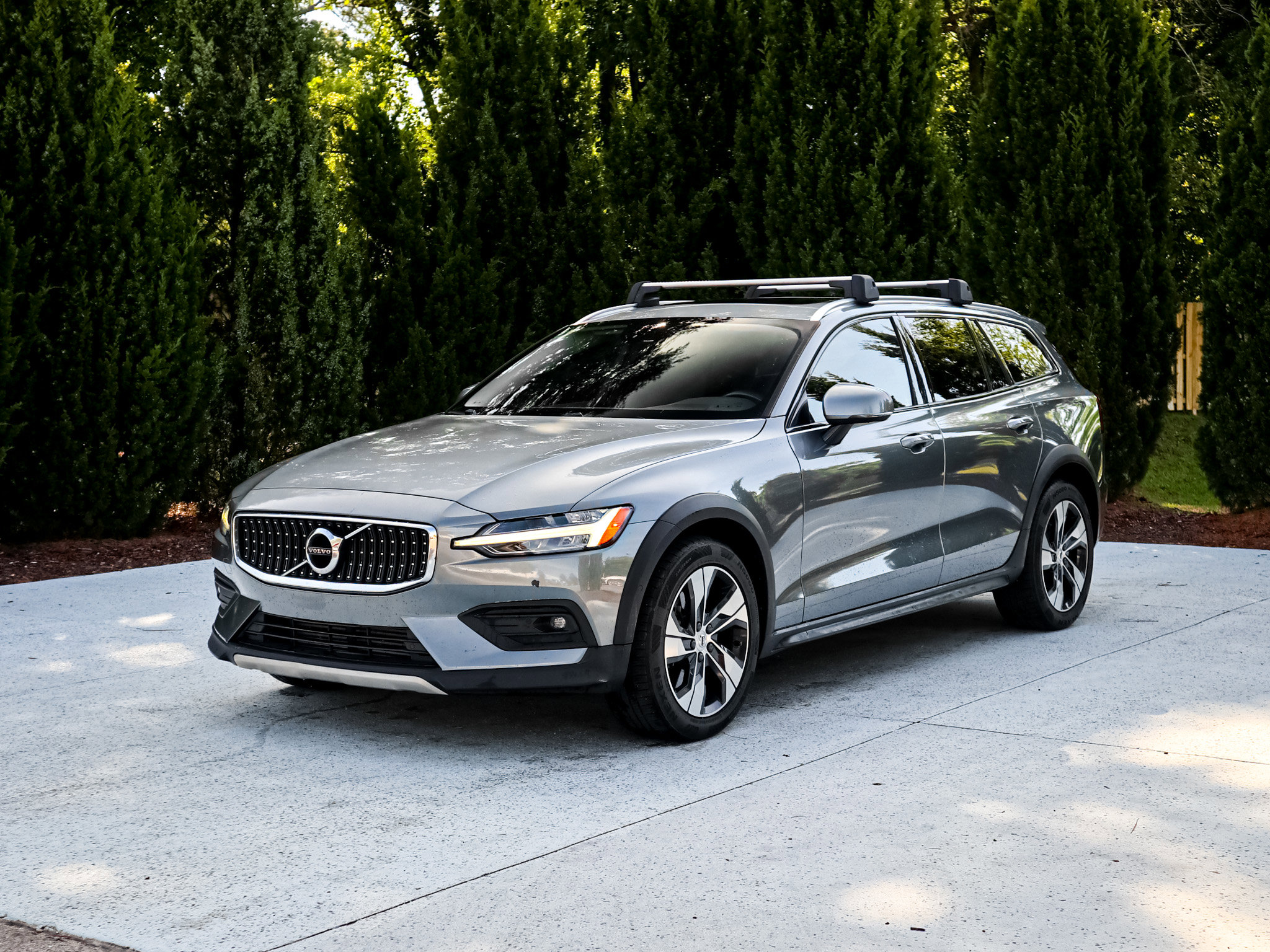 Used 2021 Volvo V60 T5 Cross Country AWD/4WD image 5