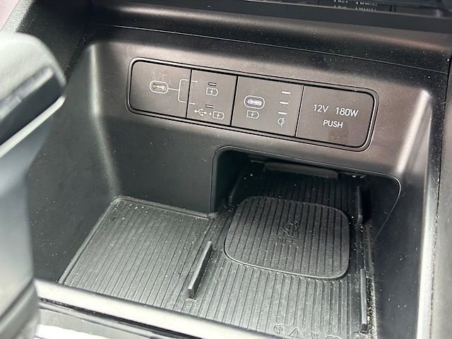 Used 2025 Hyundai Tucson SEL AWD/4WD image 26