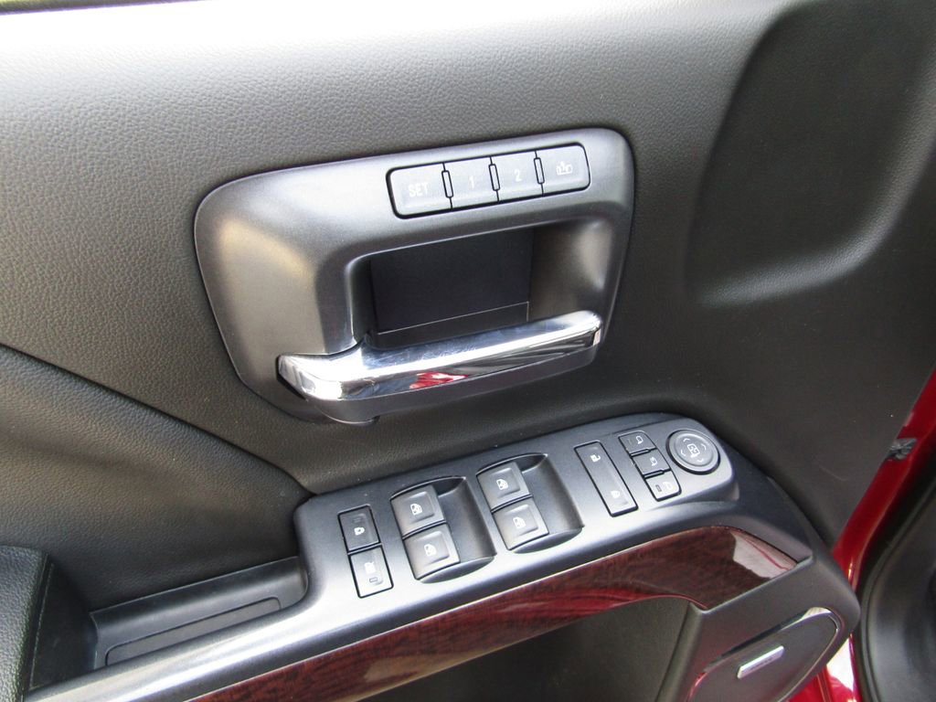 Used 2018 GMC Sierra 1500 SLT AWD/4WD image 26