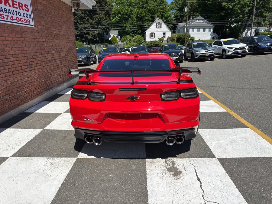 Used 2021 Chevrolet Camaro ZL1 RWD image 5