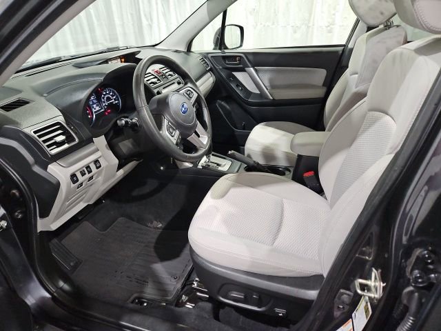 Used 2017 Subaru Forester 2.5i Premium image 10
