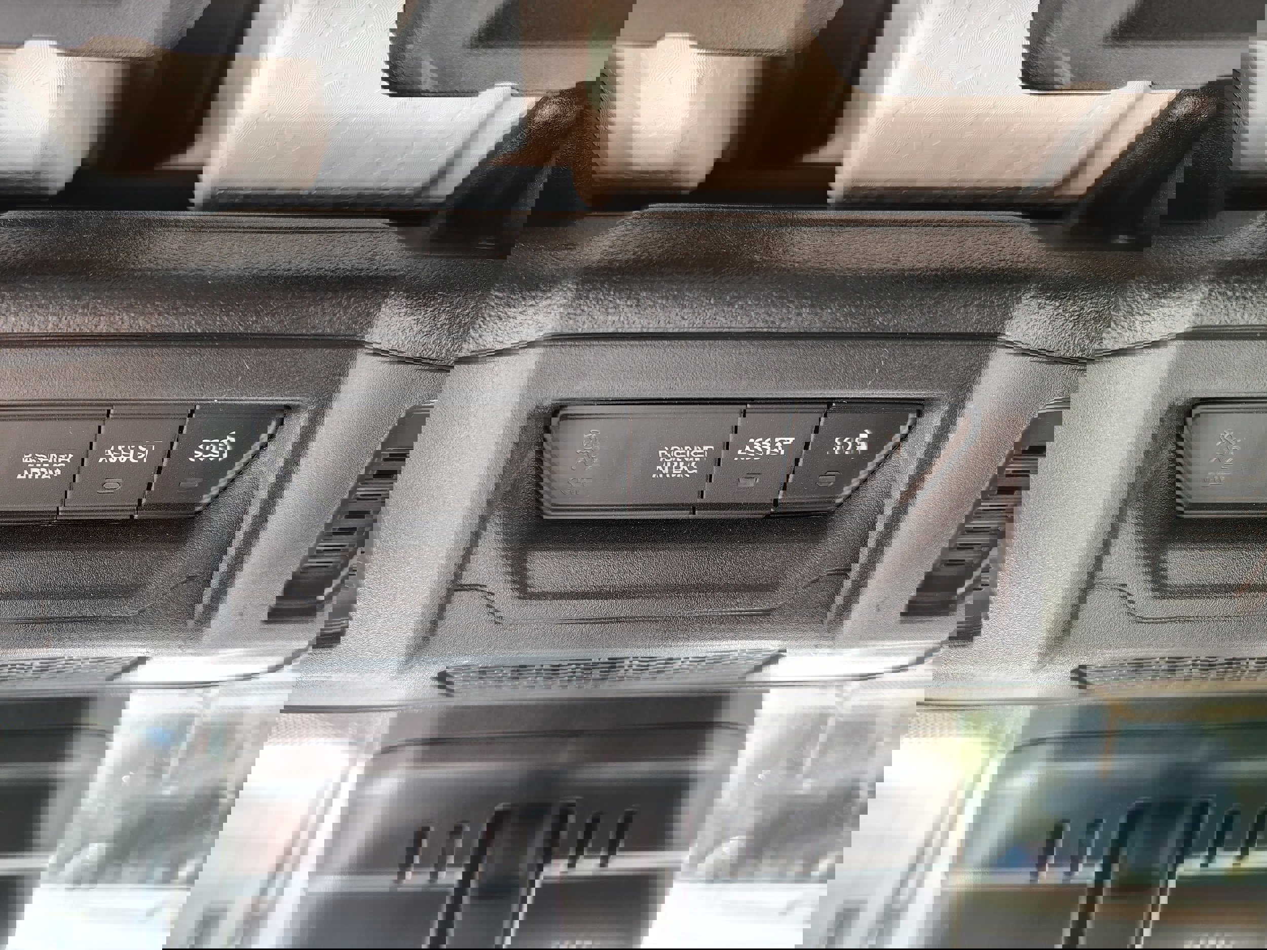 Certified 2024 Jeep Wrangler Willys image 34