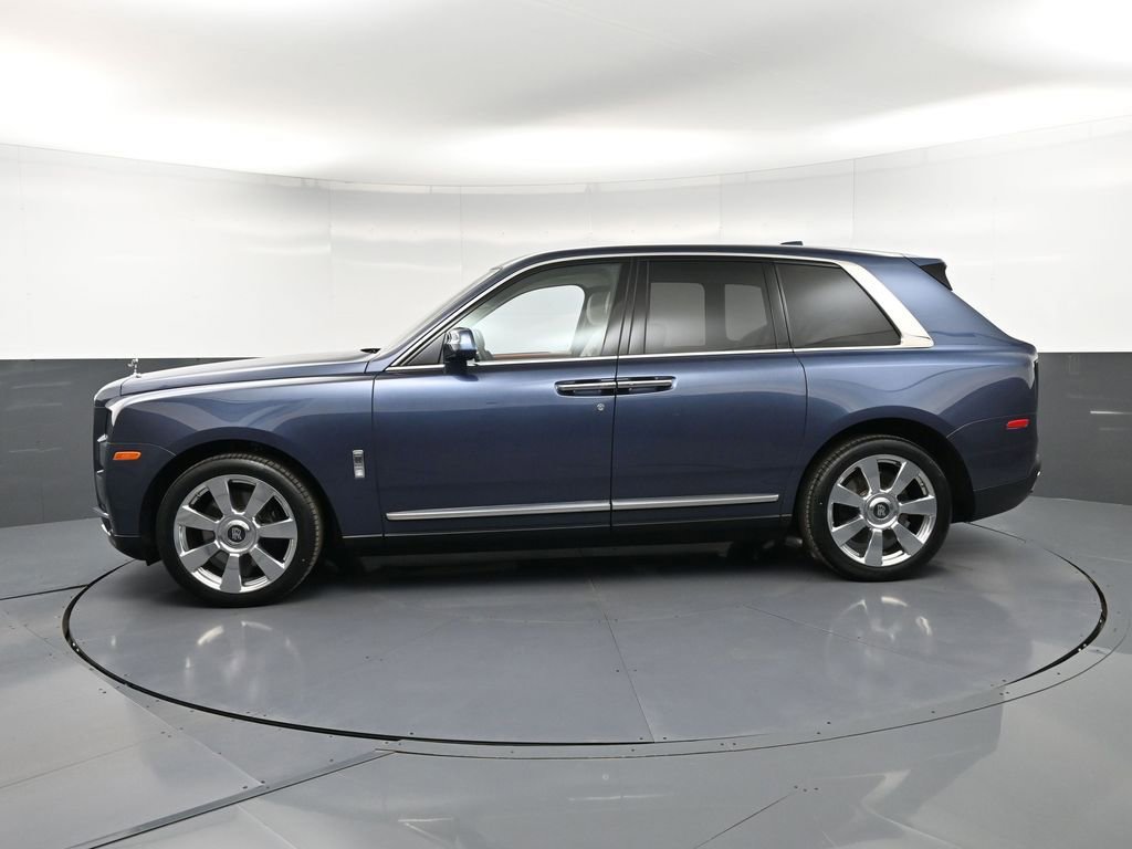 Certified 2024 Rolls-Royce Cullinan AWD/4WD image 2