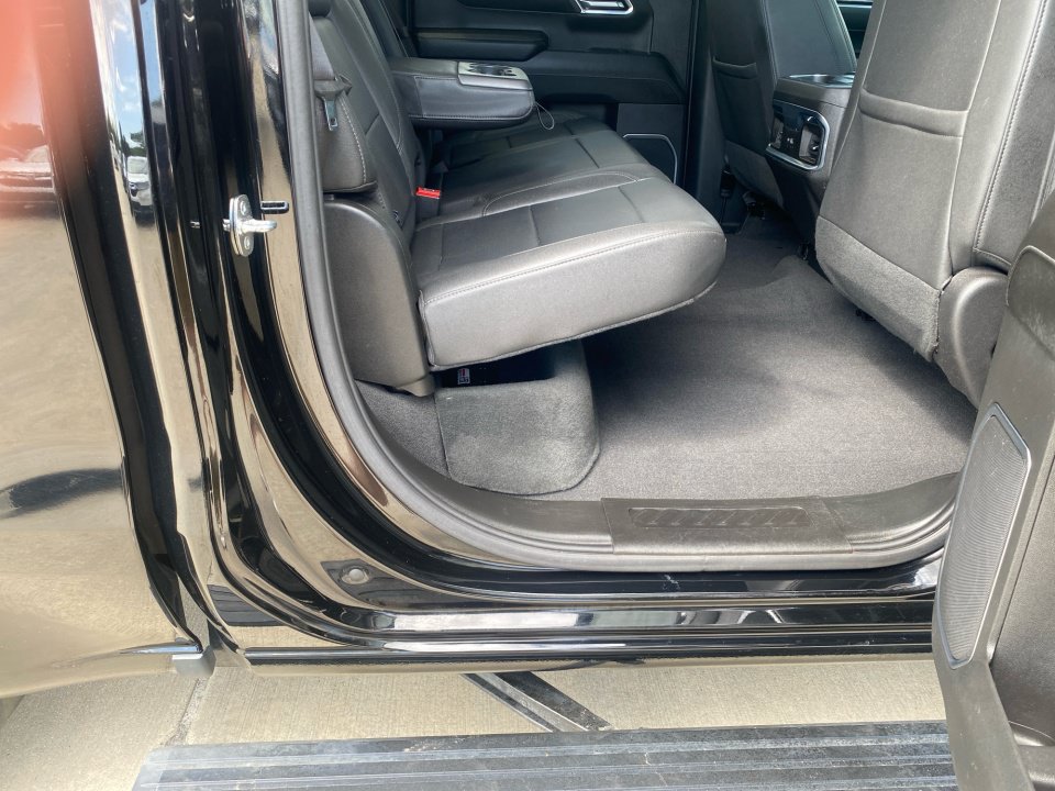 Used 2023 Chevrolet Silverado 1500 LTZ AWD/4WD image 33